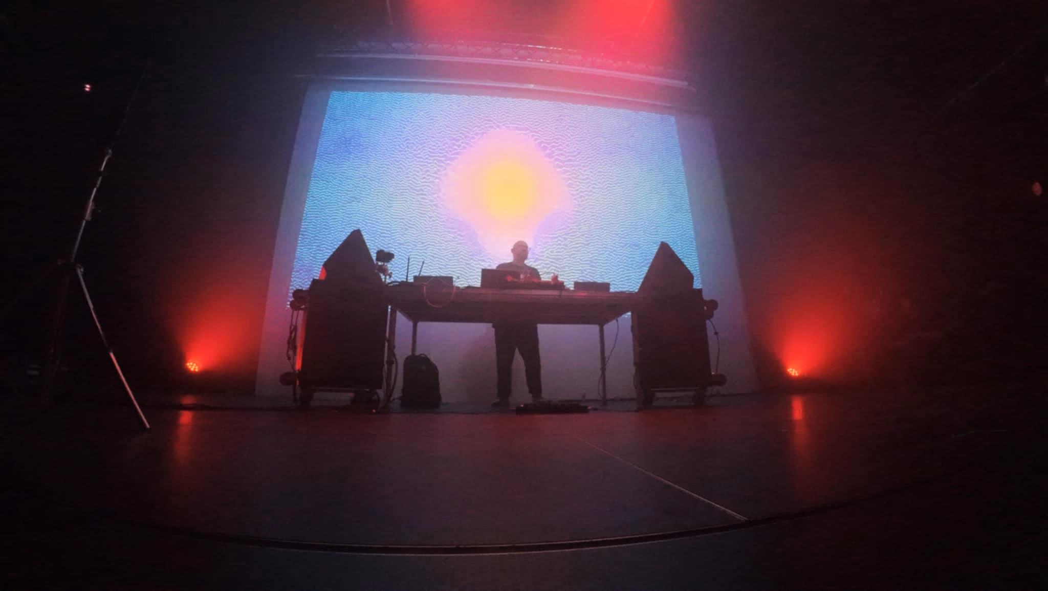 И ние се потопихме в СФЕРА-та на имерса!